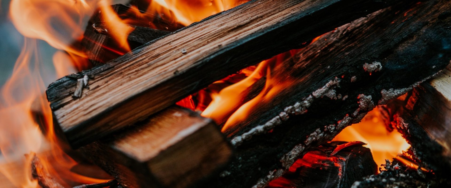 Black Wattle Firewood | Firewood Delivered To Your Door